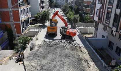 İstanbul'da alt ve üst yapı yatırımlarına devam