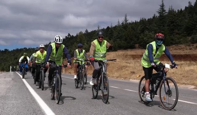 Keykubad’ın izinde pedallar kuraklığa dikkat çekti