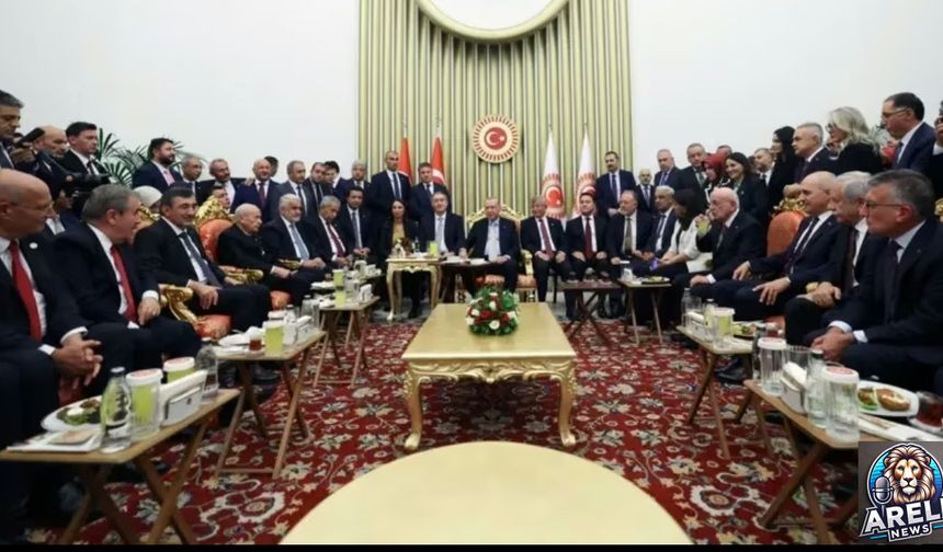 CHP’yi İçeriden Eritiyorlar: Sessiz Tasfiye Başladı!