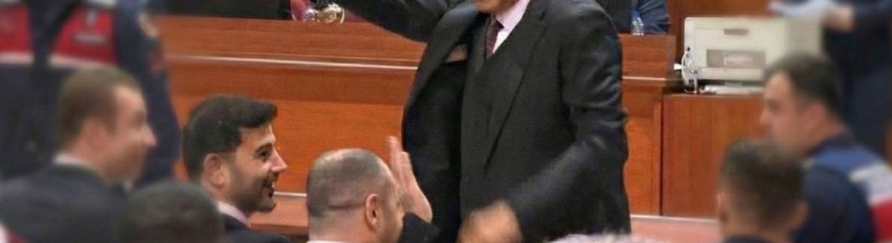 Adana Büyükşehir Belediye Başkanı Zeydan Karalar Tahliye Edildi